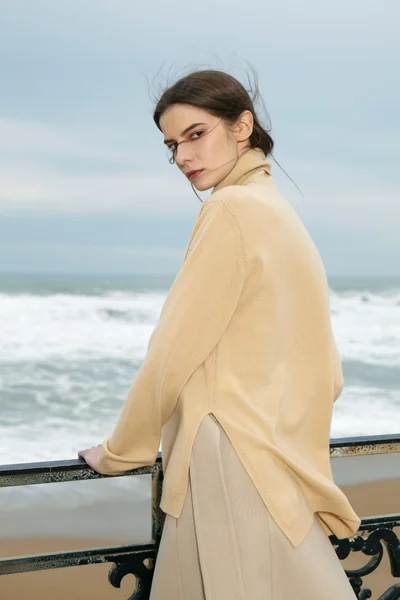 Look 5